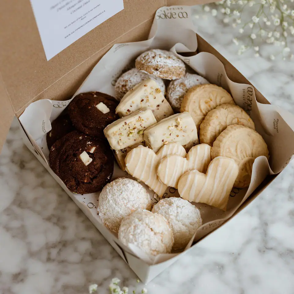 Salt Spring Cookie Company, Logo Design & Branding: image 9 of 18